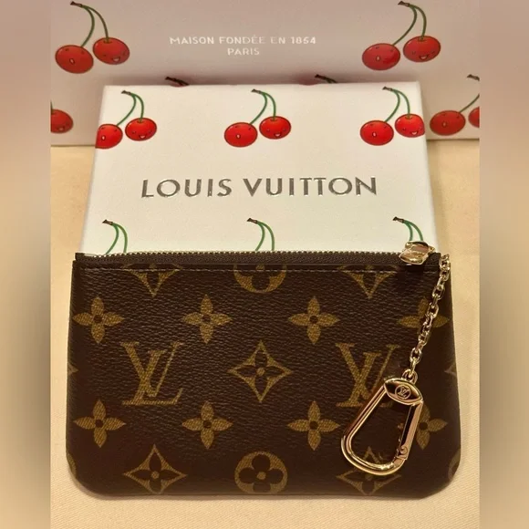 Louis Vuitton Key Pouch S - Picture 2 of 11